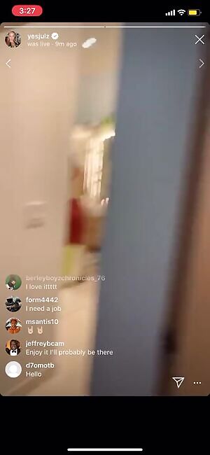 when she put her friend on live butt ass nekkid today