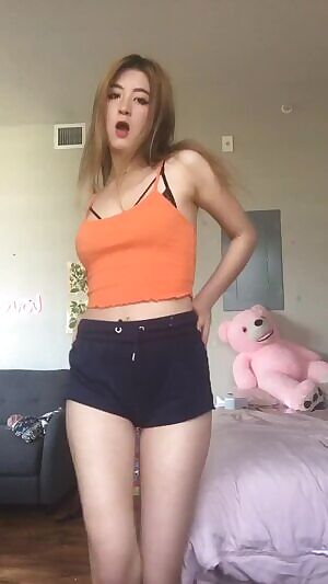 Quarantine Consists of Dancing Awkwardly Naked! <3 ;*