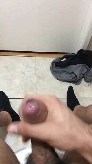 Who wants to lick this all up?💦