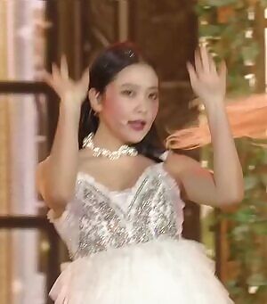 Red Velvet - Bouncy Yeri & Irene