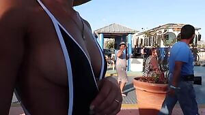 Flashing on the busy beach road