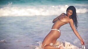 Danielle Herrington SI Intimates 2018