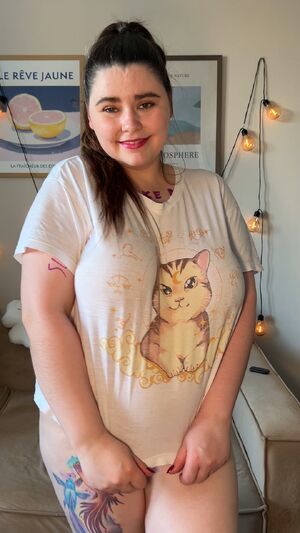 Bodywriting Amateur Chubby OnlyFans