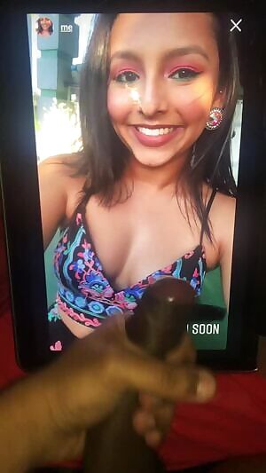 Those tits just needed a load on them, enjoy :)