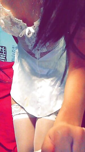 just trying to see how this posts 🍑👌