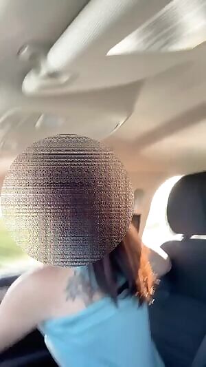 Thanking the amazon truckers on i-10 coming home from caliornia the only way i know how!