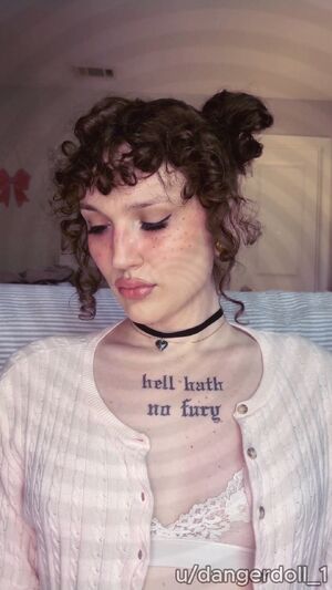 Trans/Sissy Porn Caption Egirl Femboy Femdom