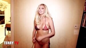 Kate Upton's Cat Daddy dance