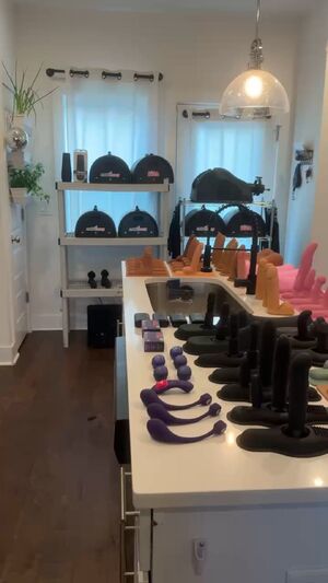Bad Dragon Fantasy Toys Fuck Machine