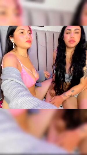 Lesbian Spit Kisses 18 Years Old