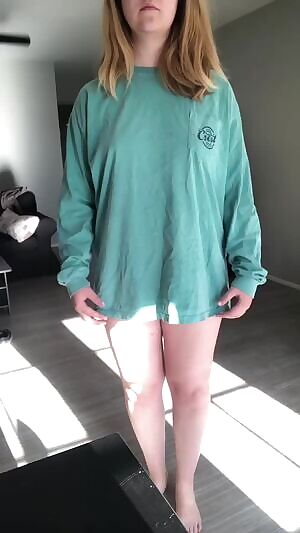 irst post here. Hi! Howareya. :*