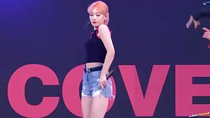 SOMIN & JIWOO - Booty popping.