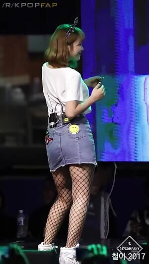 Unnies - Hong Jin Young