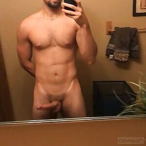 Sometimes having a dick is fun 😂