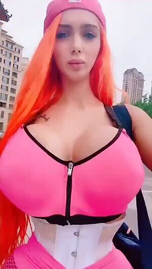 That titty jiggle tho. 😍😍