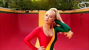 Iggy Azalea sure knows how to make a sexy music video