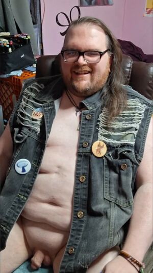 Enby Sluts Amateur Nipple Clamps Sex Toy