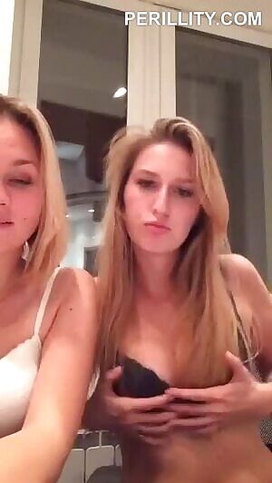 Russian teens flashing