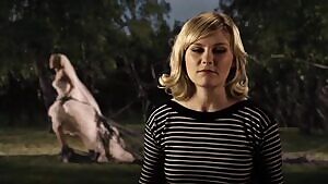 Kirsten Dunst Melancholia interview subtle jiggle