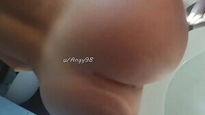 Hey poop lovers! I'm back! 😁