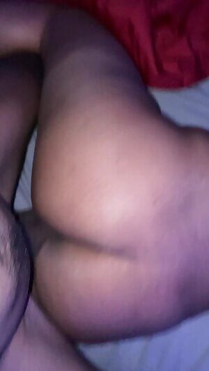 He loves to see me throw it back 🍑