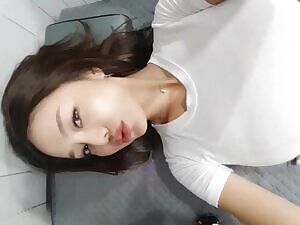 Korean Hottie