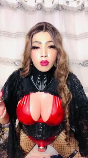 Sissy Chastity Amateur Caged Cum In Mouth