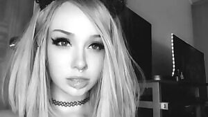 Begging for your hot cum 💘