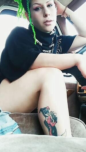 Get over here. 😏🦂 Show off for me follow instructions, and give me all your cum live on or in a custom eo. 🖤