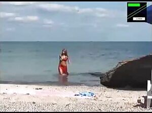 Naked and funny ukraine: can I get a name?