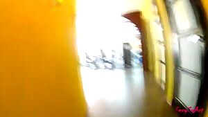 holdthemoan - They have a quickie at the gym