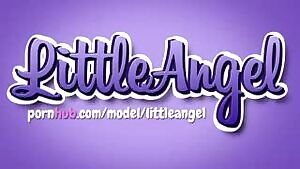 18 years old beauty chick wants suck cock..