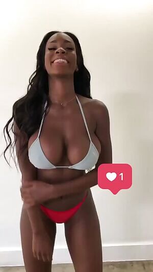 Lexxie Marie