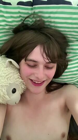 Wanna see me cum? 🤭