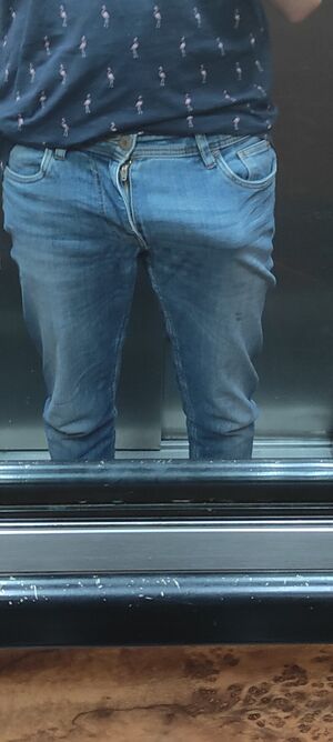 Freeballing Big Dick Bulge Thick Cock