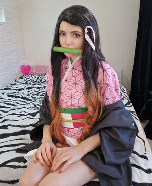 Bare Face Clothed Cosplay Costume Cute