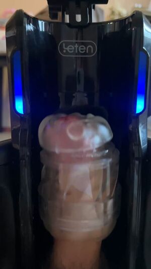 Fleshlight Amateur Big Dick Cumshot Homemade