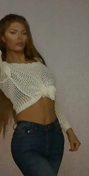 I don’t photoshop , I don’t need to , here more proof but thanks for all the other lovely comments