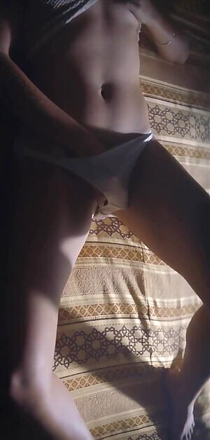 Tove Lo - Self-help plot in 'Fairy Dust'