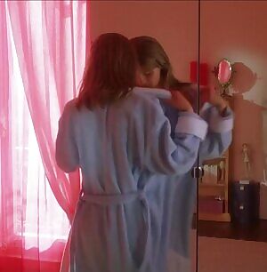 Clémence Poésy tender RetrousseTits