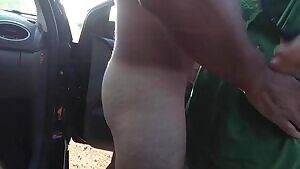 We stopped in the iddle o a cornfield to fuck