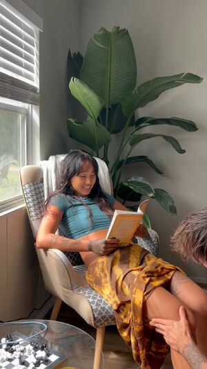 Anywhere, anytime 📖