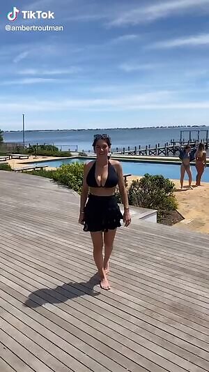 Bustin Out On The Beach