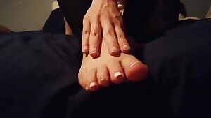 My first gif ! What do you think of my feet?