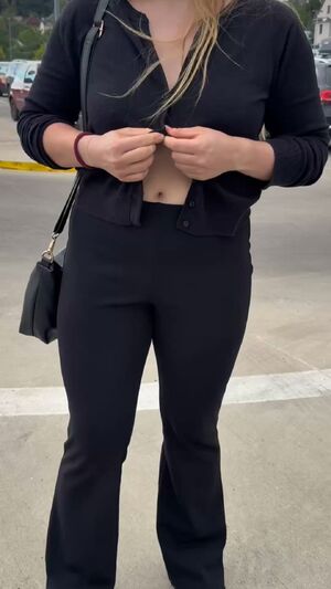 Public Flashing Amateur Car Exhibitionism Exhibitionist
