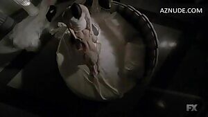 Lady Gaga's back plot