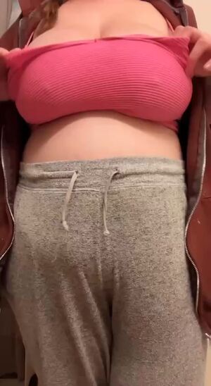 BBW MILFs Amateur Big Tits Brunette