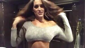 I want to suck Nikki Bella's hard nipples so bad
