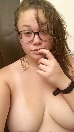 Am I worthy to be bred?❤️