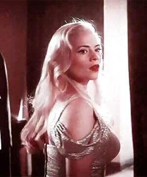 Hayley Atwell as peggy carter